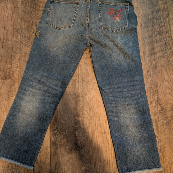 Johnny Was Boho Embroidered Blue Jeans Cropped Boyfriend Mid Rise Raw Hem 30 - Picture 11 of 15